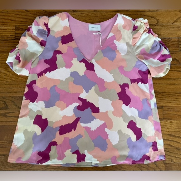 Adrienne V-Neck Blouse Top Pink Purple Beige Coral Taupe Print Women’s Small NEW - Picture 7 of 8